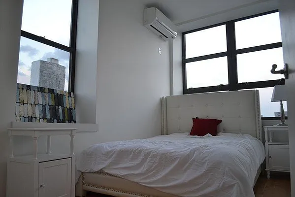 Rented by Loom Group | media 2