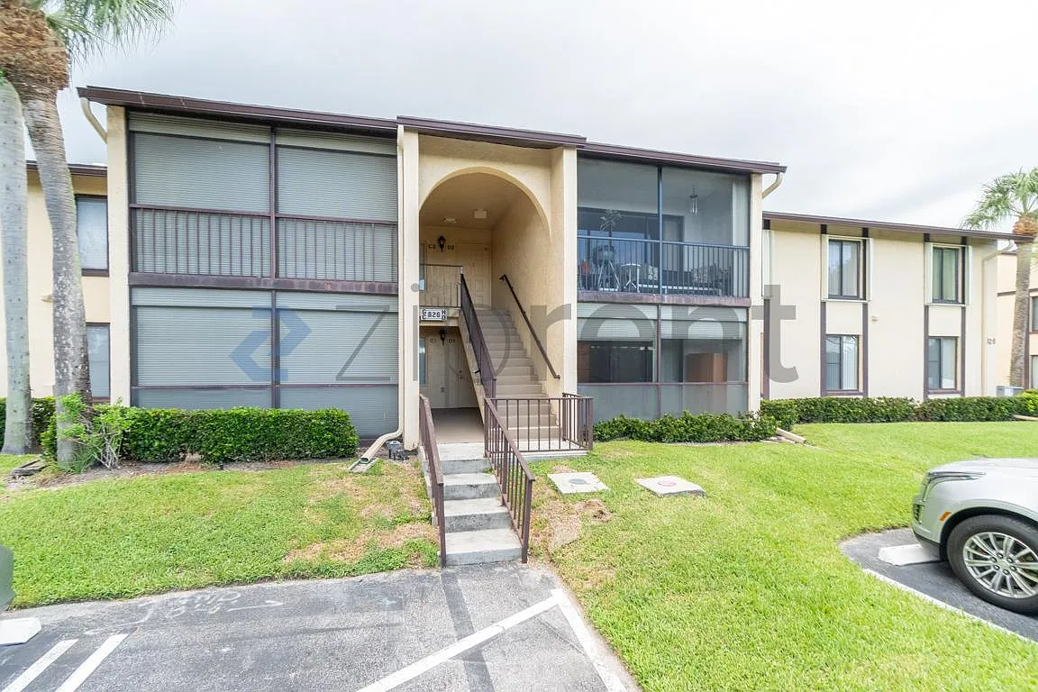 3 bed, 1468 sqft, $2,800 — Photo 1
