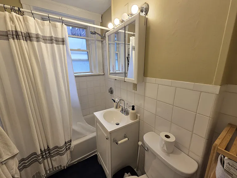 10 Wendell St #4 — Photo 12