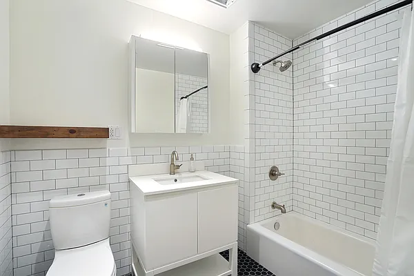 Rented by June | media 12