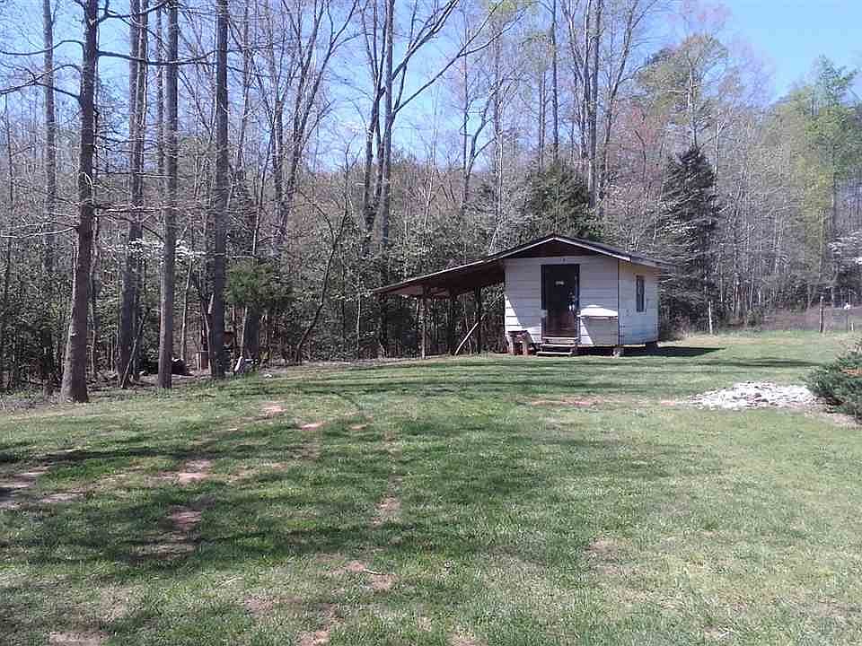 2nd image of 252 Luckadoo Mountain Rd