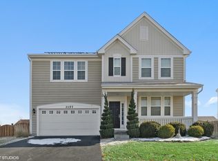 3157 Kyra Ln, Elgin, IL 60124