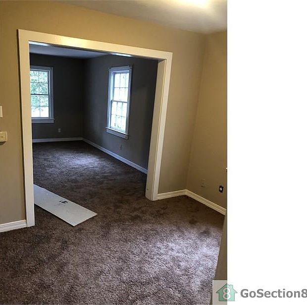 2nd image of 1461 Boudousquie St