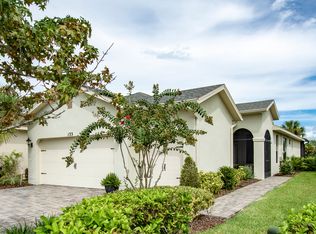 133 Casavista Dr, Poinciana, FL 34759