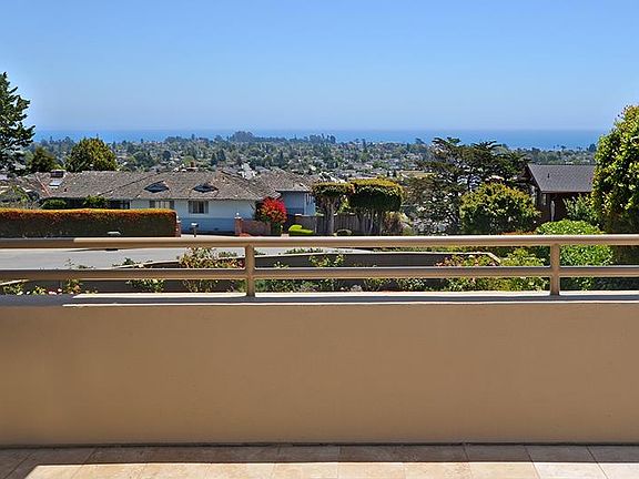 3rd image of 503 Miramar Dr