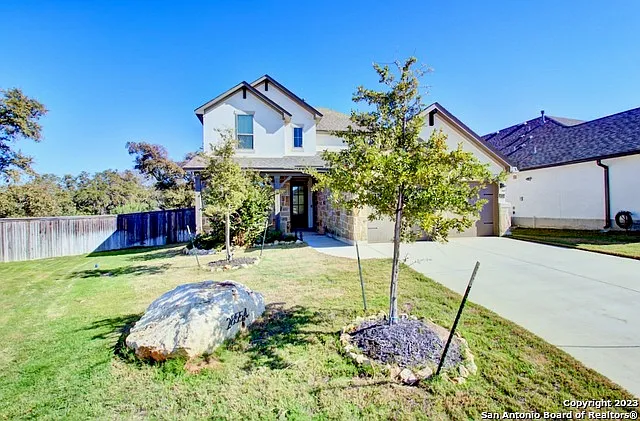 4 bed, 3.5 bath, 2730 sqft, $3,400 — Photo 3