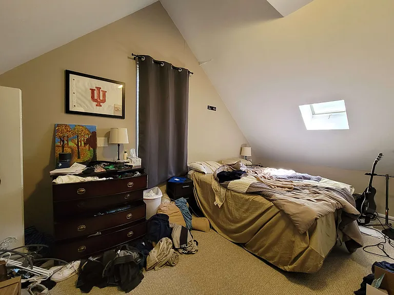 2246 W Belden Ave — Photo 24