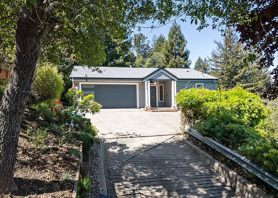 Private road driveway