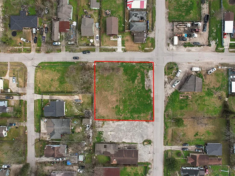 3813 Crane St — Photo 1