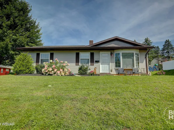2425 Waldman Dr, Williamsport, PA 17701