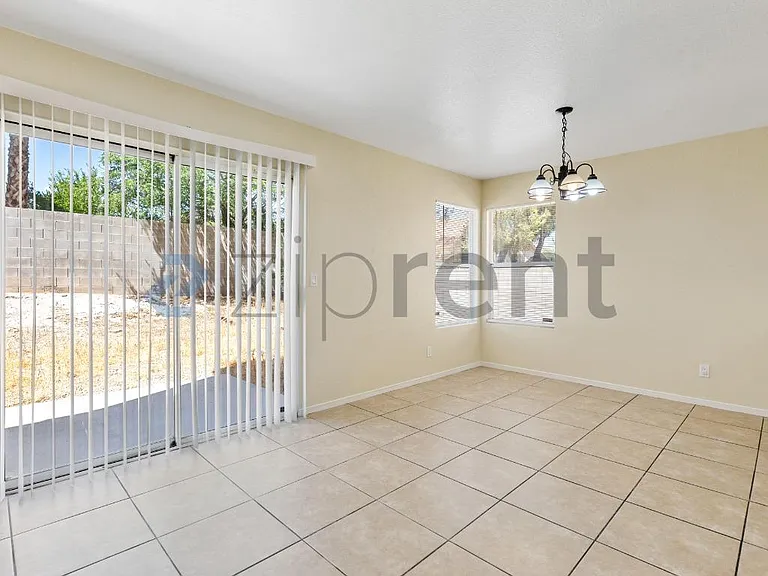 8316 Sky Canyon Ct — Photo 9