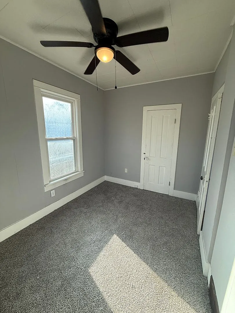 Lovely 2 bedroom now available! — Photo 4