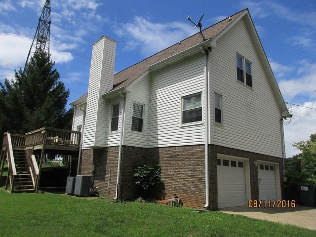 2nd image of 3410 Laurelwood Trl