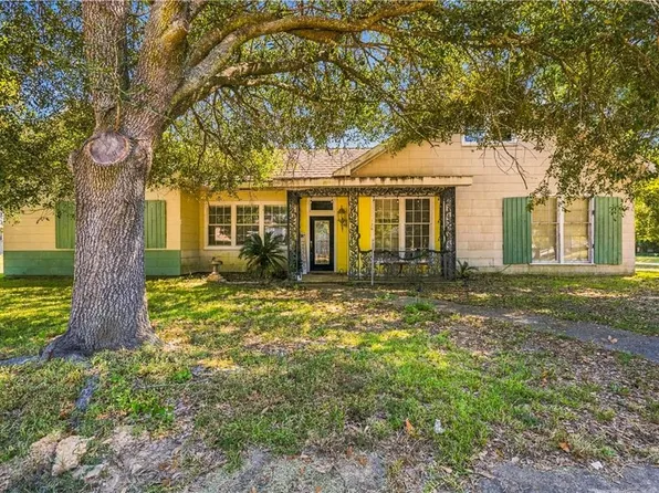 126 S 9th St, Oakdale, LA 71463