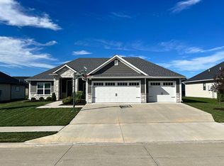 4905 Longbow Dr, Columbia, MO 65201