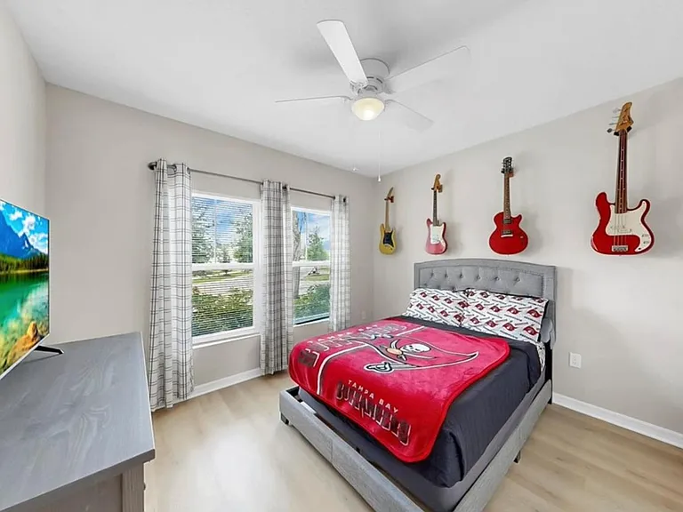 12724 Tannencrest Dr — Photo 15