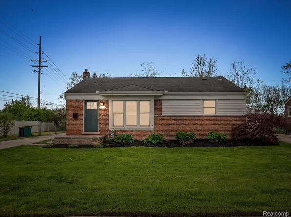 31431 Lamar Dr, Farmington, MI 48336