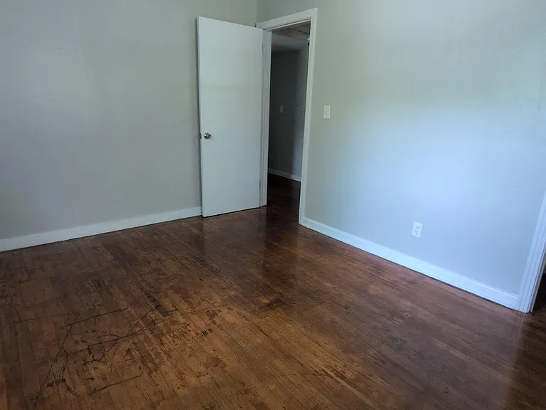 5217 Mays Dr — Photo 12