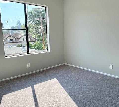 5th image of 5736 Aldama St #12
