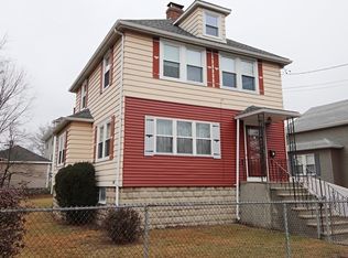 14 Jasper St, Saugus, MA 01906