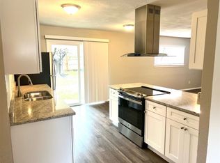 6908 Gary Ln, Fort Worth, TX 76112