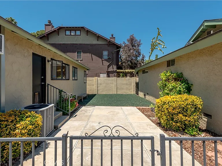 4450 Matilija Ave — Photo 9