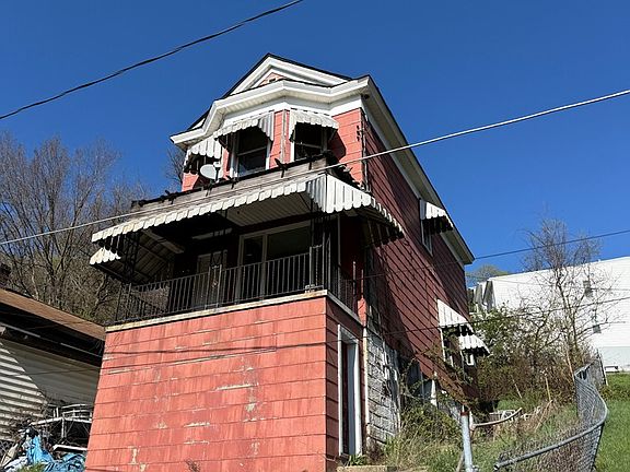2nd image of 324 Wilbert