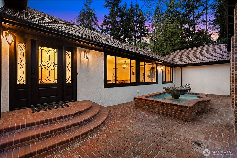 5th image of 315 241st Street SW