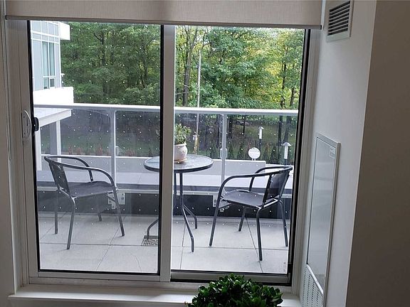 3rd image of 3121 Sheppard Ave E #231