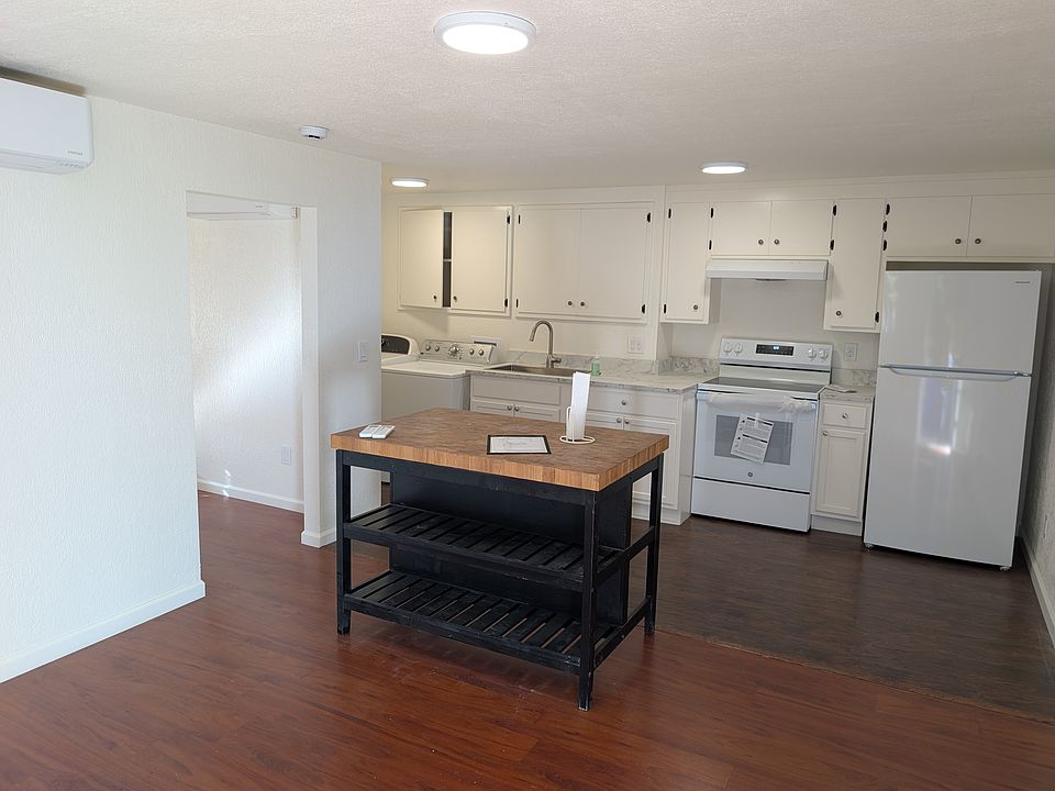 1st image of 1625 159th Ave #A