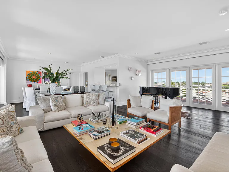 315 S Lake Dr #Penthouse D-33480 — Photo 6