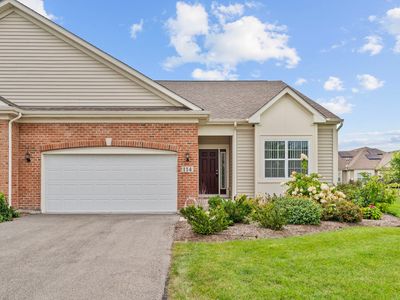 114 Easton Dr, Gilberts, IL, 60136