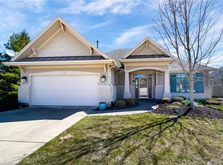 190 Harbour Dr, Springboro, OH 45066