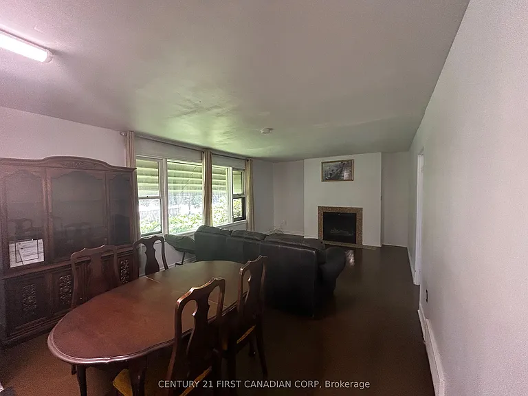 699 Huron St #A — Photo 10