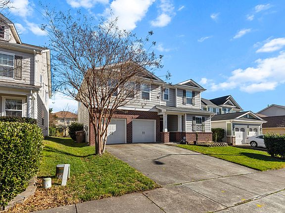 4th image of 5023 Lake Grove Blvd