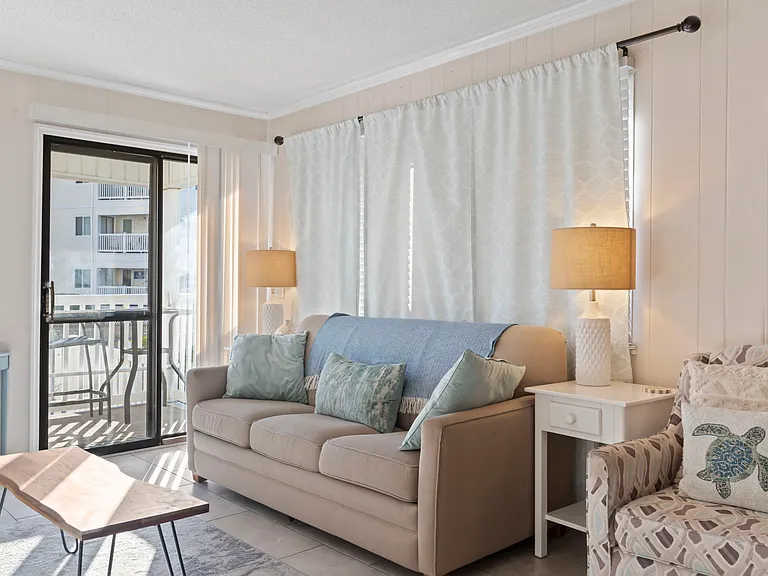 9620 Shore Dr #101 — Photo 8