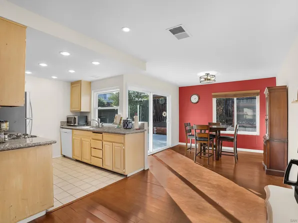 10813 El Nopal, Santee, CA 92071