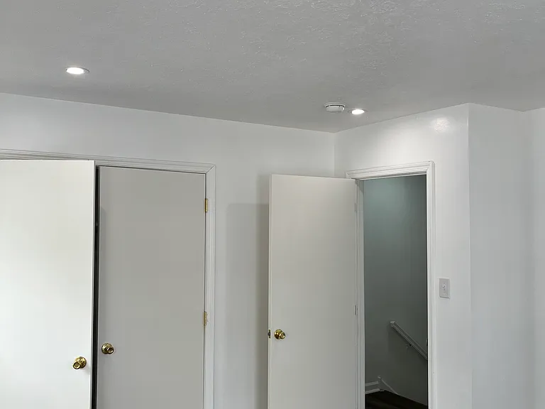 102 Gateway Dr — Photo 32