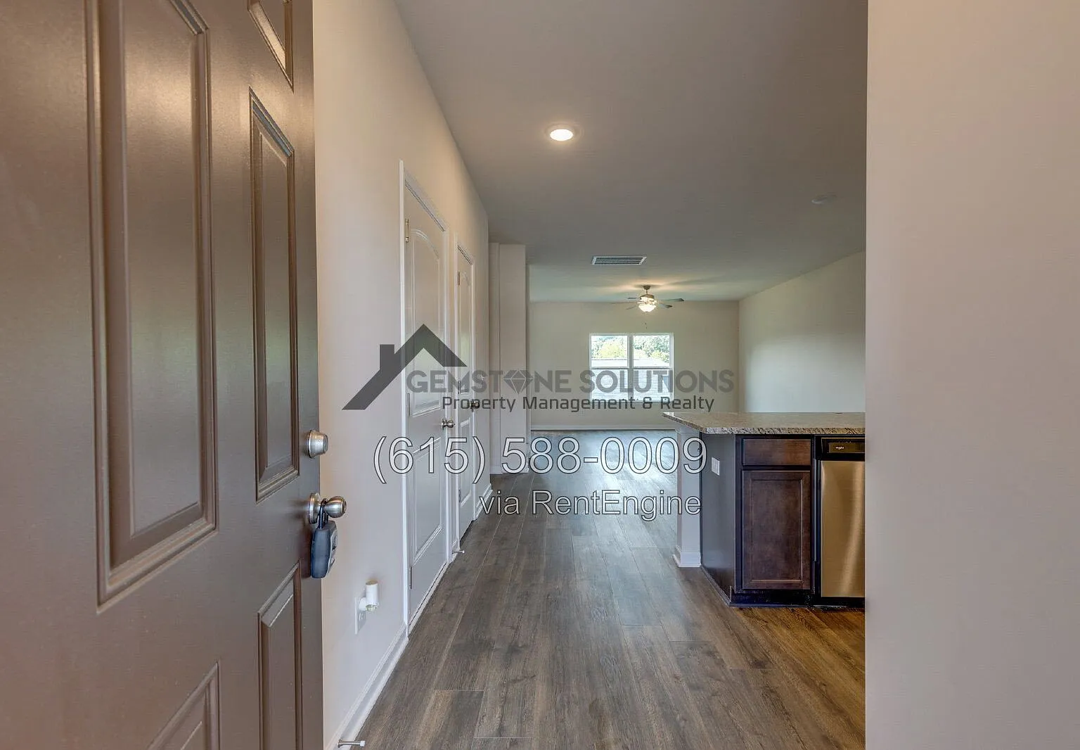 5 bed, 2.5 bath, 2570 sqft, $2,650 — Photo 4