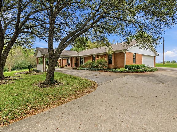 4th image of 807 Standley Rd