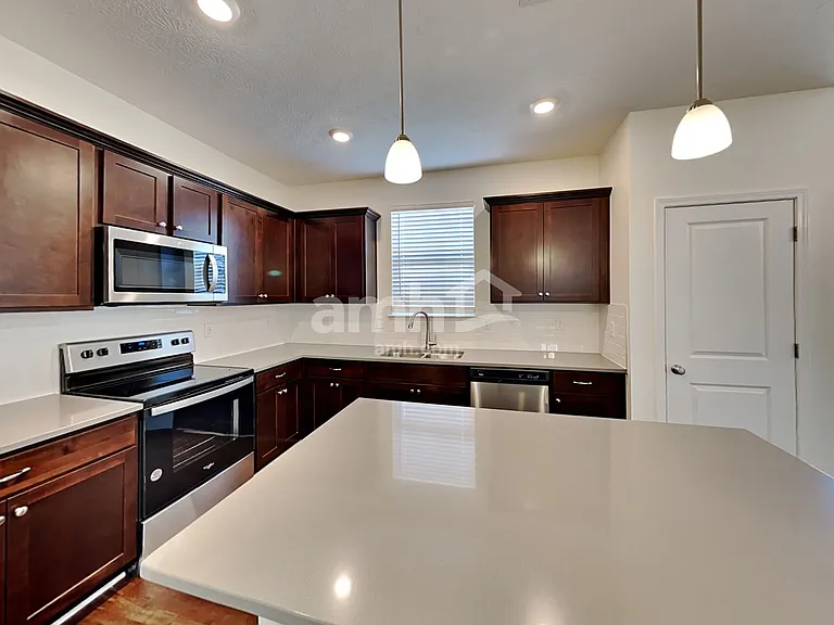 8082 Minnow Trl NW — Photo 3