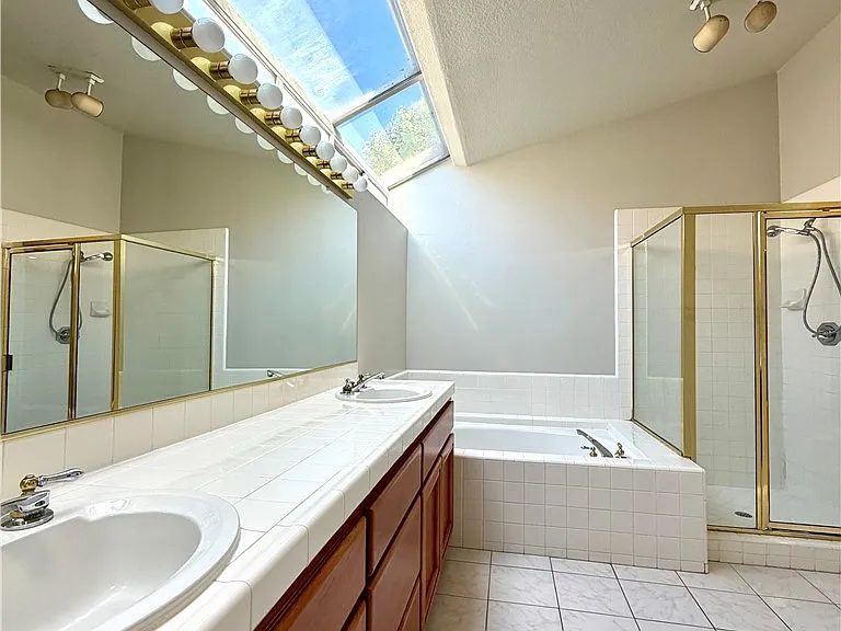 256 Ocho Rios Way — Photo 18