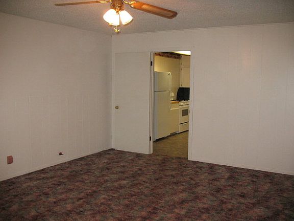 2nd image of 214 S 11th St