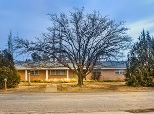 101 N Loretta St, Silverton, TX 79257