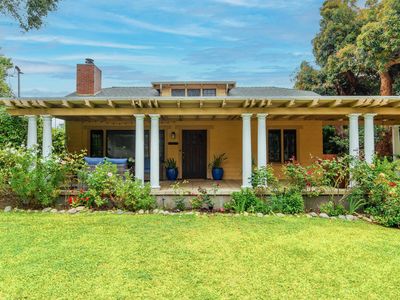 1120 N Chester Ave, Pasadena, CA, 91104