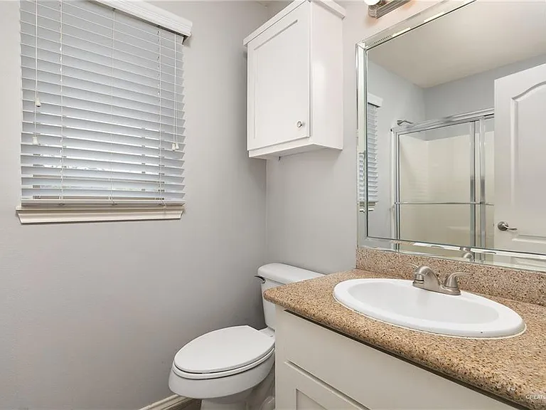 103 S 48th Ln #3 — Photo 12