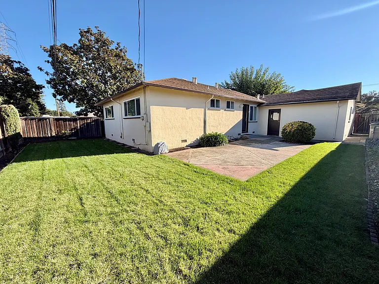 1001 Cambridge Ave — Photo 12