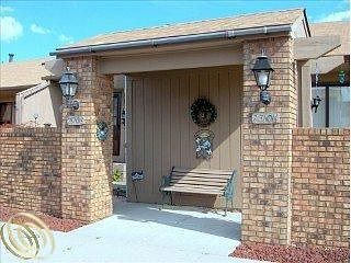 1st image of 25108 Hamilton Ct