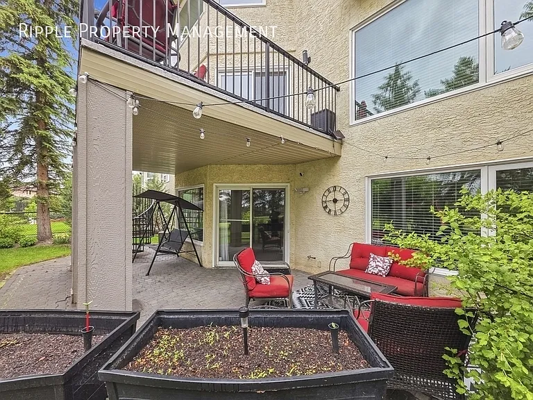138 Mount Robson Close SE — Photo 46