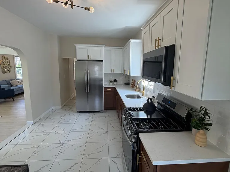 204 Pine St #1A — Photo 5